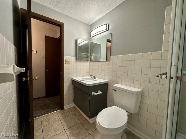 Building Photo - 4780 Pin Oak Dr