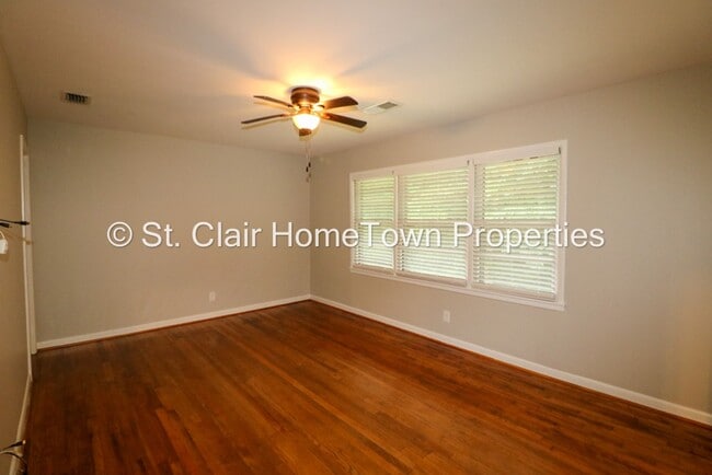 Building Photo - Pell City Rental