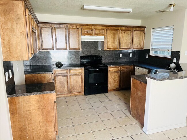 Building Photo - 4205 Clover St