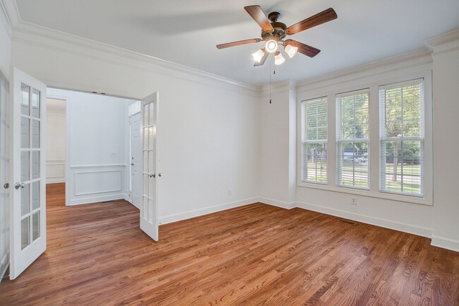 Building Photo - Beautiful 4 Bedroom in Hamlin Plantation -...