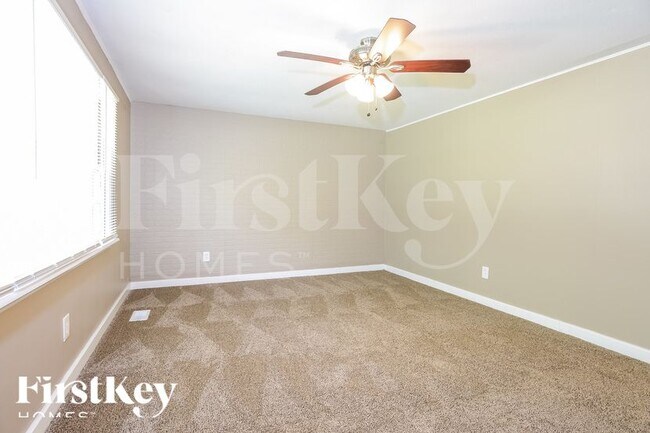 Building Photo - 2293 Maxville Ln