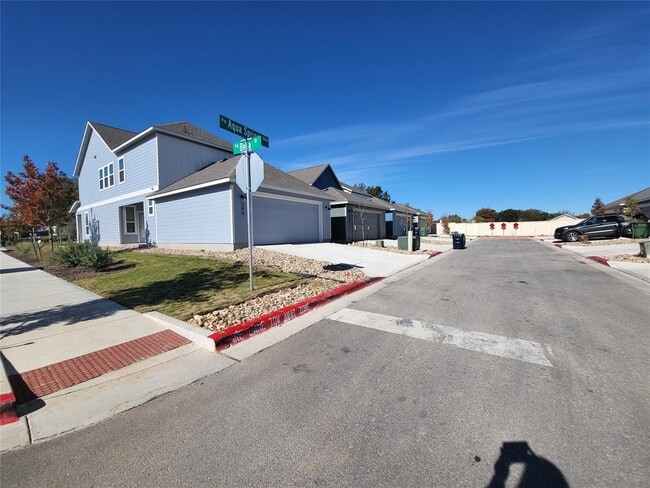 Building Photo - 345 Aqua Spgs Aly