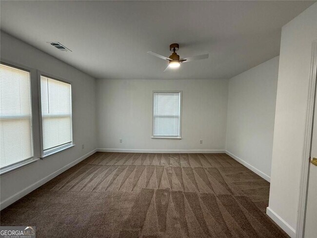 Building Photo - 1040 Palmetto Ave SW