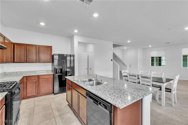 Building Photo - 1145 Belton Lake Ave