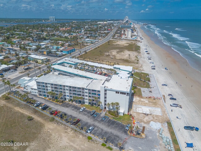 Building Photo - 935 S Atlantic Ave