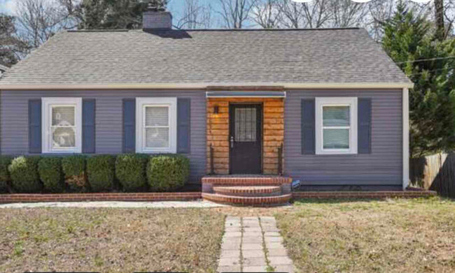 Primary Photo - 1694 Kenmore St SW