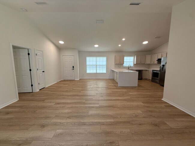 Building Photo - 11348 NW 31st Ln