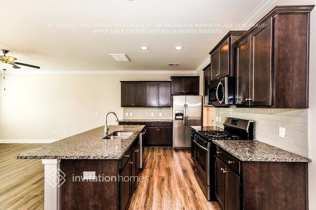 Building Photo - 7016 Harris Bay Rd
