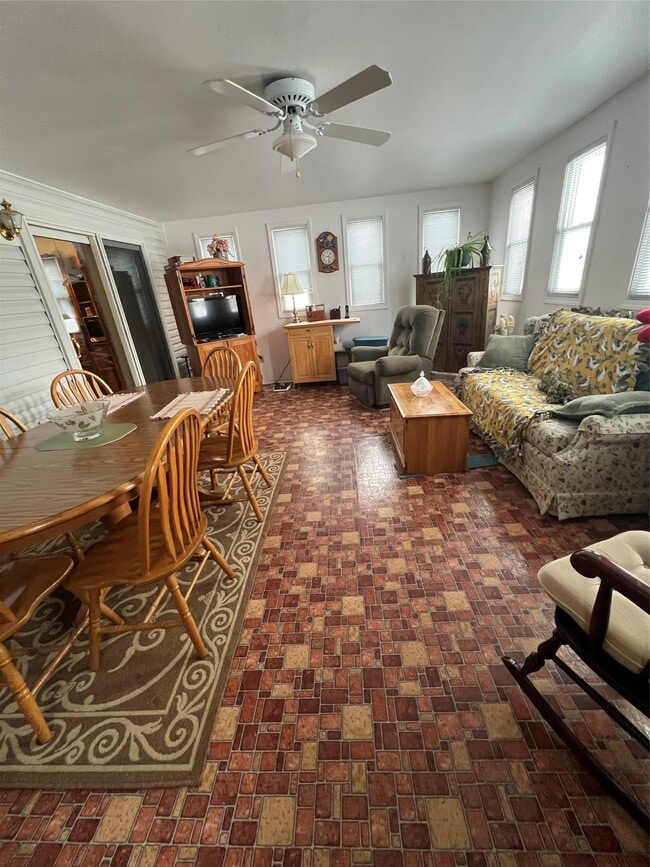 Building Photo - 1005 Murray Hill Rd