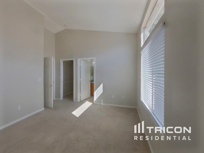Building Photo - 2109 Cabrini Ct