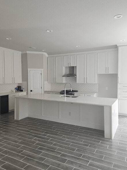 Building Photo - 24307 Bello Everett Lake Dr