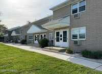 Building Photo - 701 New York Ave