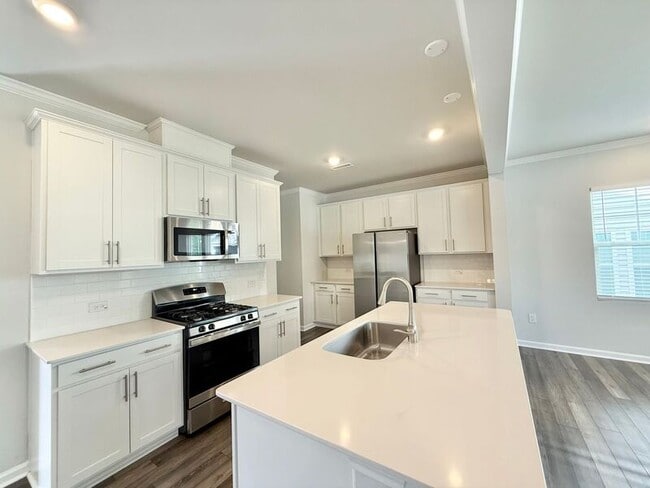 Building Photo - 388 Garden Vine Trl