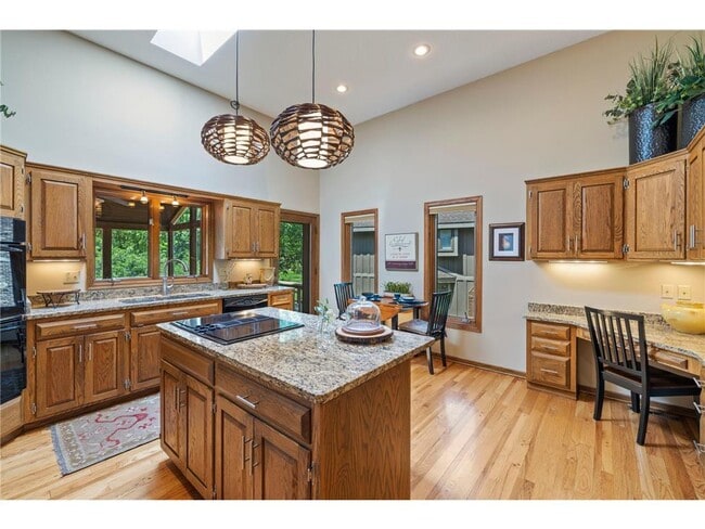 Building Photo - 9378 Olympia Dr