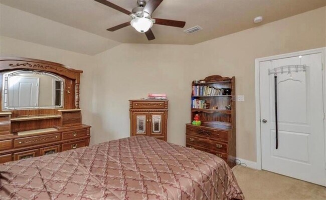 Building Photo - 11111 Glasgill Ct