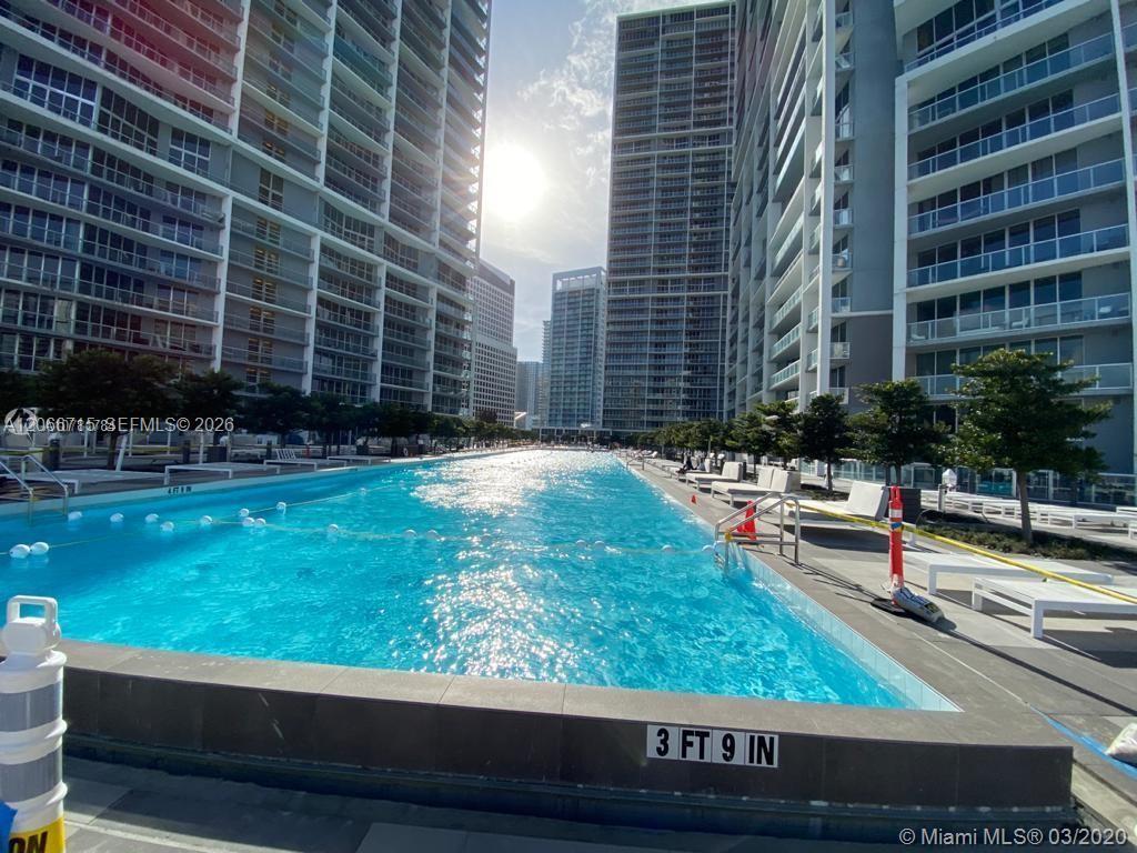 Building Photo - 475 Brickell Ave
