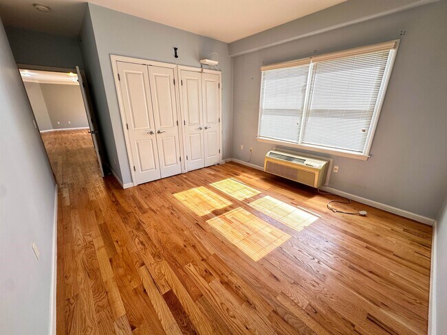 Building Photo - 6708 Jackson St