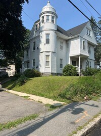 Building Photo - 14 Beacon St