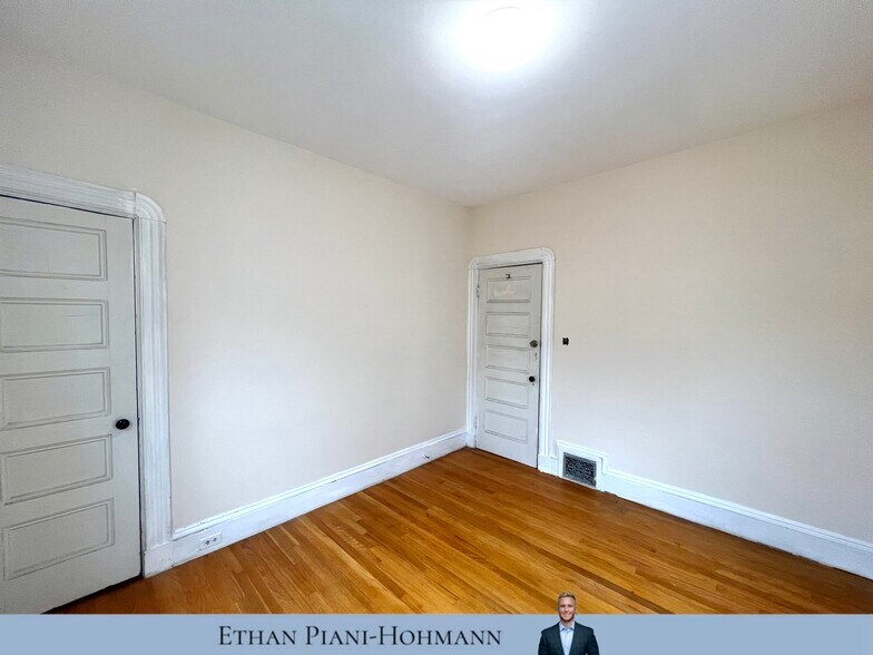 Building Photo - 88 Partridge Ave