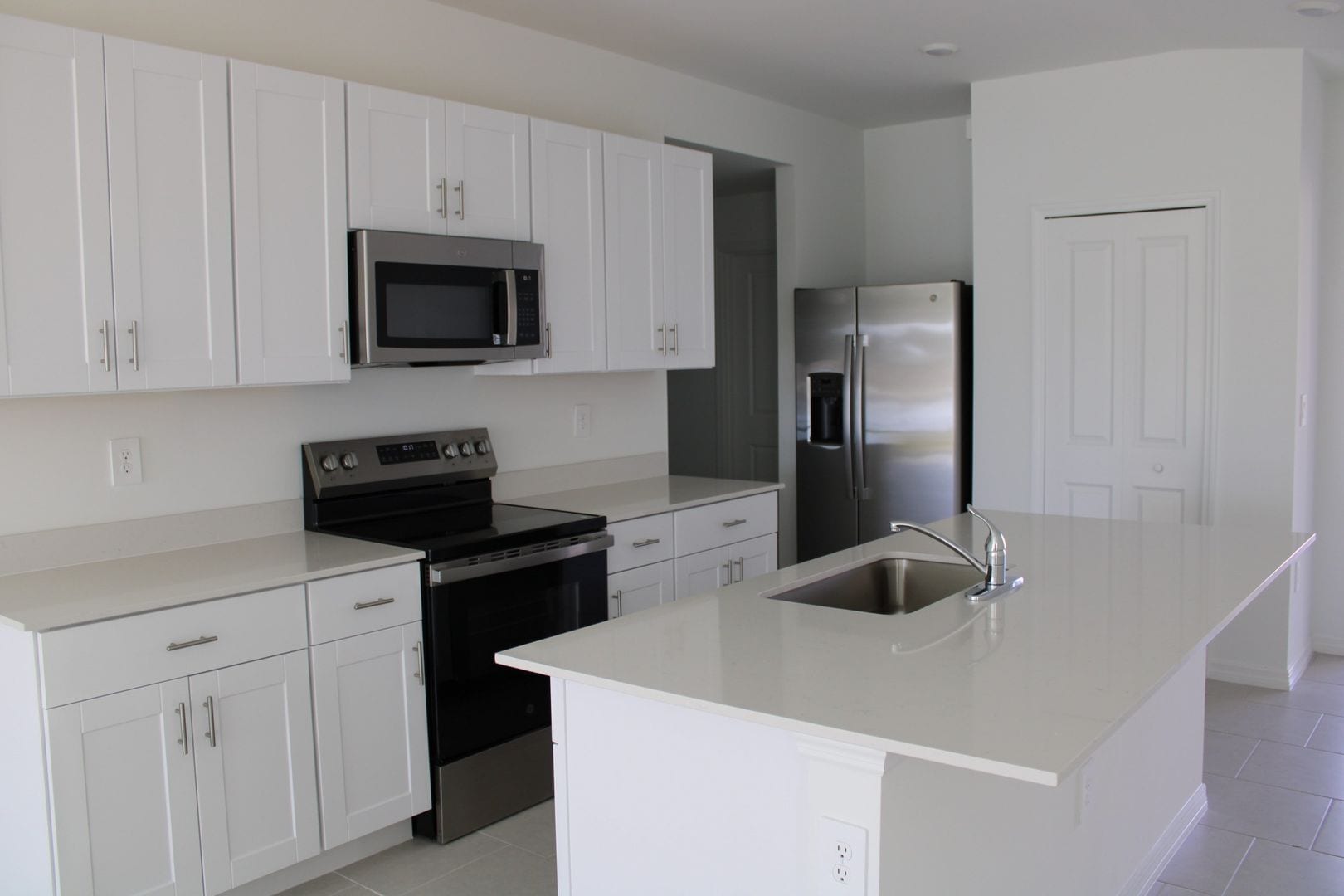 Building Photo - Brand New Construction in Lehigh Acres at Savanna Lakes MOVE IN SPECIAL FIRST MONTH RENT FREE! AP...