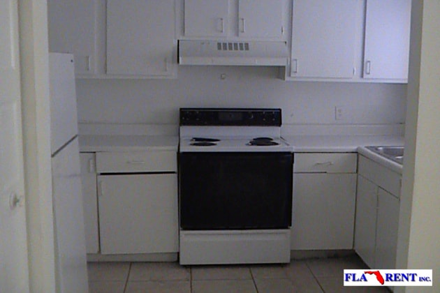 Building Photo - COMING SOON!  2/2 Condo in Kissimmee
