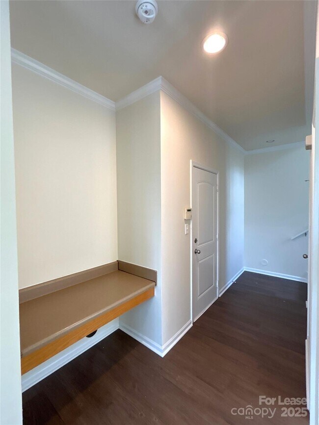 Building Photo - 15415 St Christopher Ct