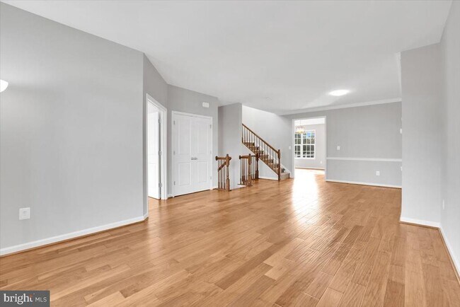 Building Photo - 41625 Broxbourne Terrace