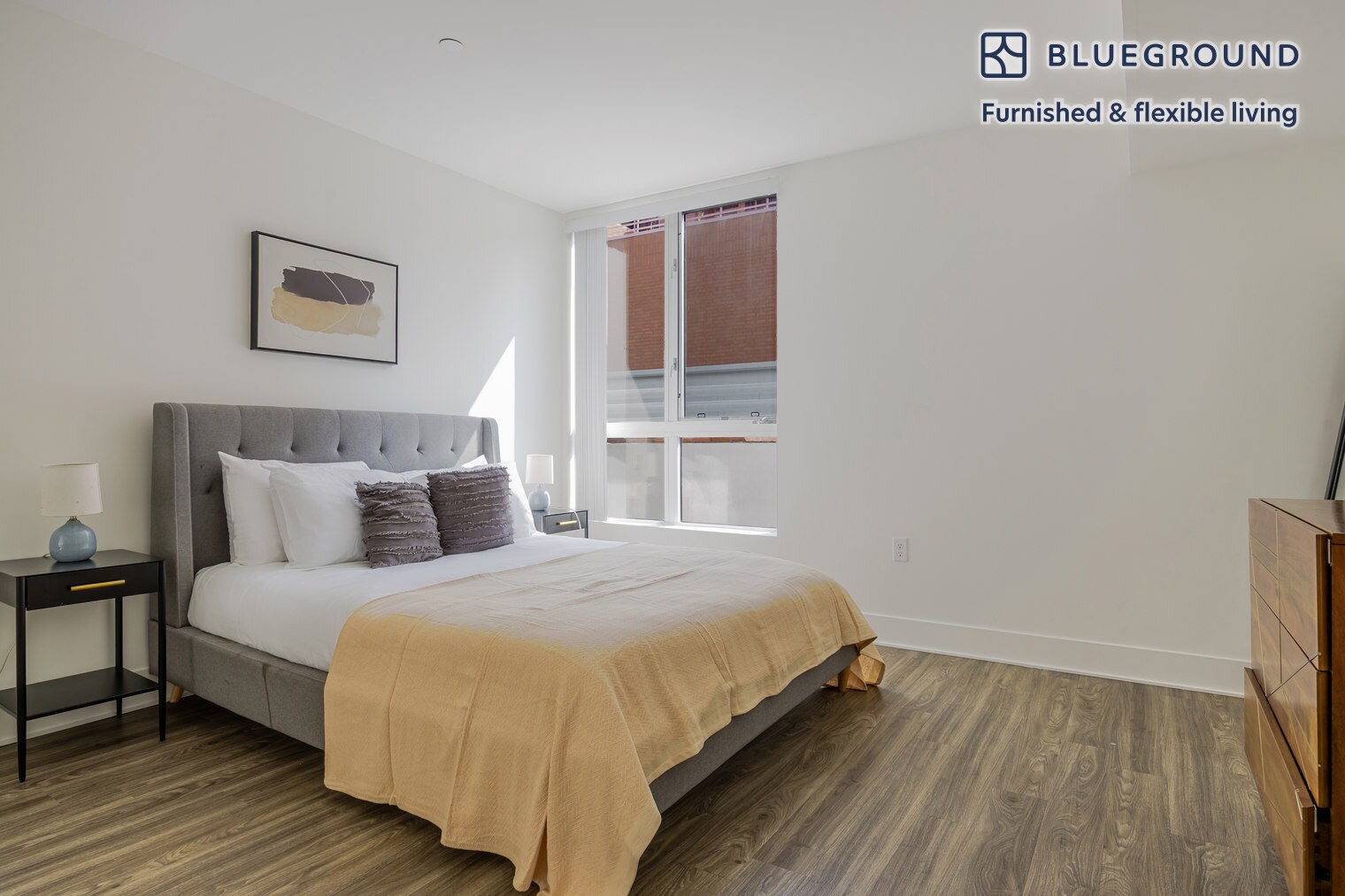 Building Photo - 10473 Santa Monica Blvd