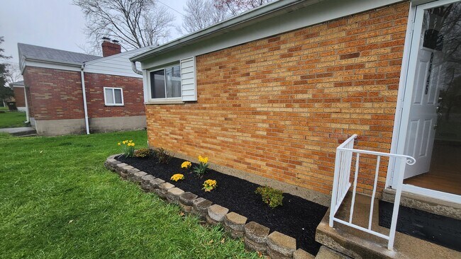 Front flower beds - 8446 Clough Pike