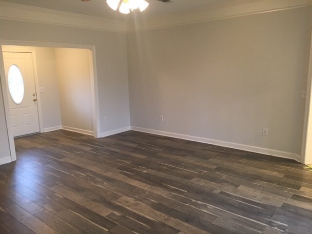 Building Photo - 3 bed, 2 bath Home for Rent in Pearl!