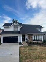 Building Photo - 66 Woodlore Cir