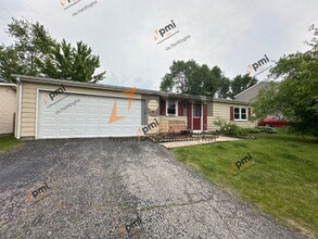 Building Photo - 404 Saginaw Dr