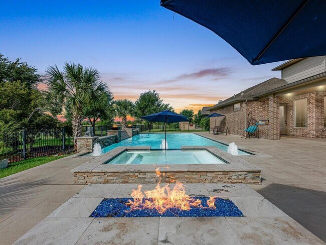 Building Photo - 19003 Cove Manor Dr