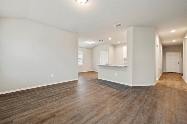 Building Photo - 3209 Ridge Pl