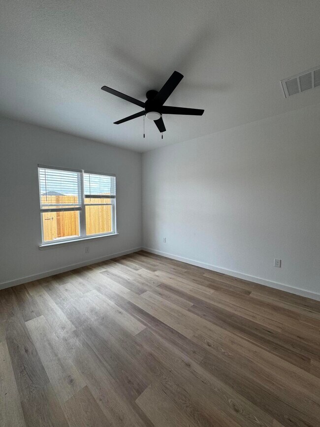Building Photo - 1207 Corpus Ave
