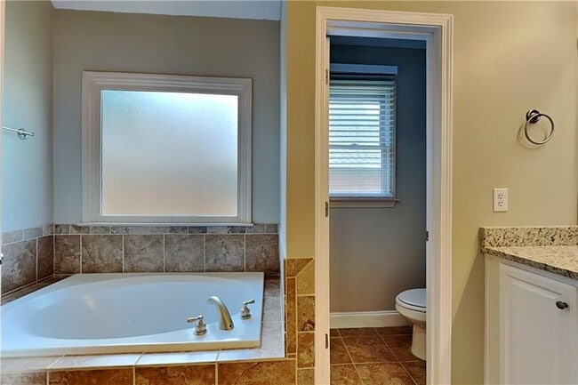 Building Photo - 2564 Dolostone Way