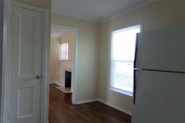 Building Photo - 2007 Tremont Ave