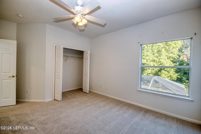 Building Photo - 1440 S Burgandy Trail