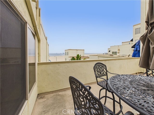 Building Photo - 711 CA-1