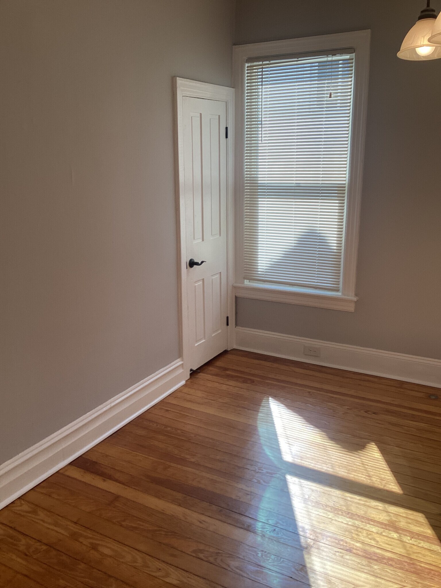 Building Photo - 244 W Main St