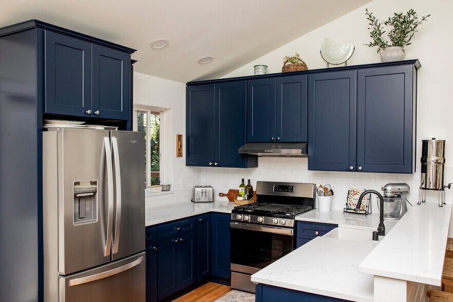 Kitchen - 5505 Robinswood Ln