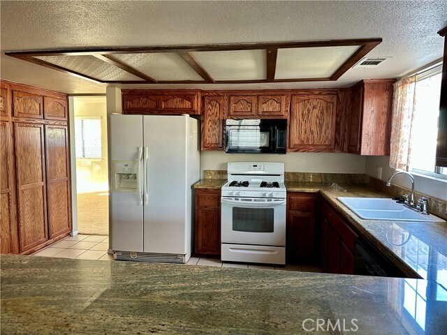 Building Photo - 12825 Amberwood Ln