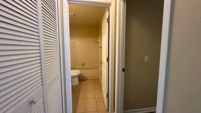 Building Photo - 112 Cory Ln