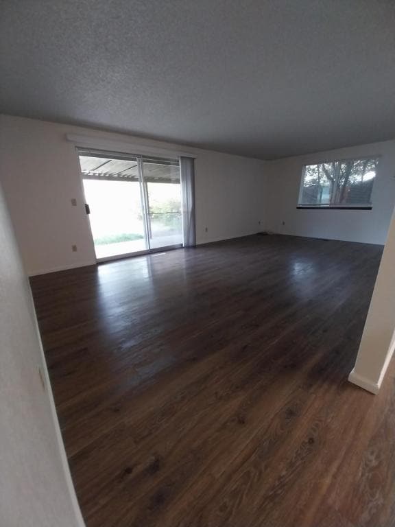 Building Photo - 716 NE 12th St