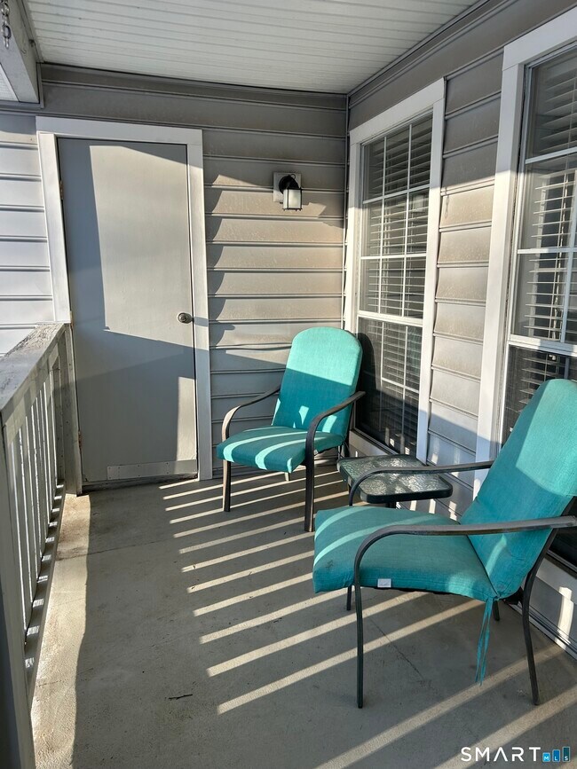 Building Photo - 82 Crown Knoll Ct