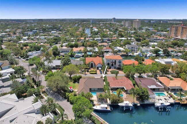 Building Photo - 13105 Biscayne Island Terrace