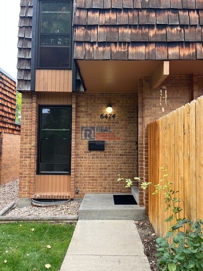 Building Photo - 6474 Wright St
