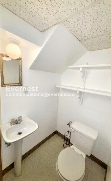 Building Photo - 4790 Beaucroft Ct