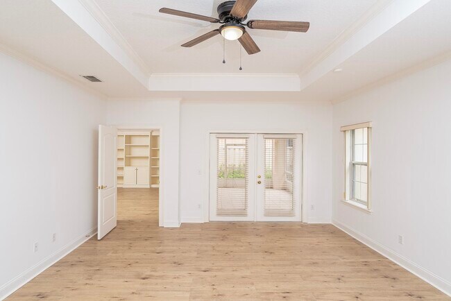 Building Photo - 121 Tide Watch Dr