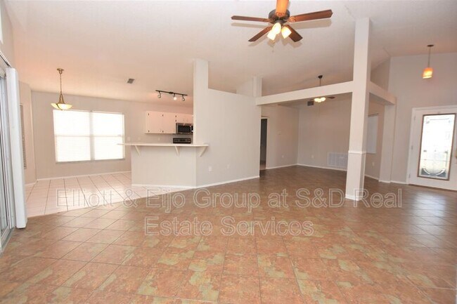 Building Photo - 5357 St Lucia Dr